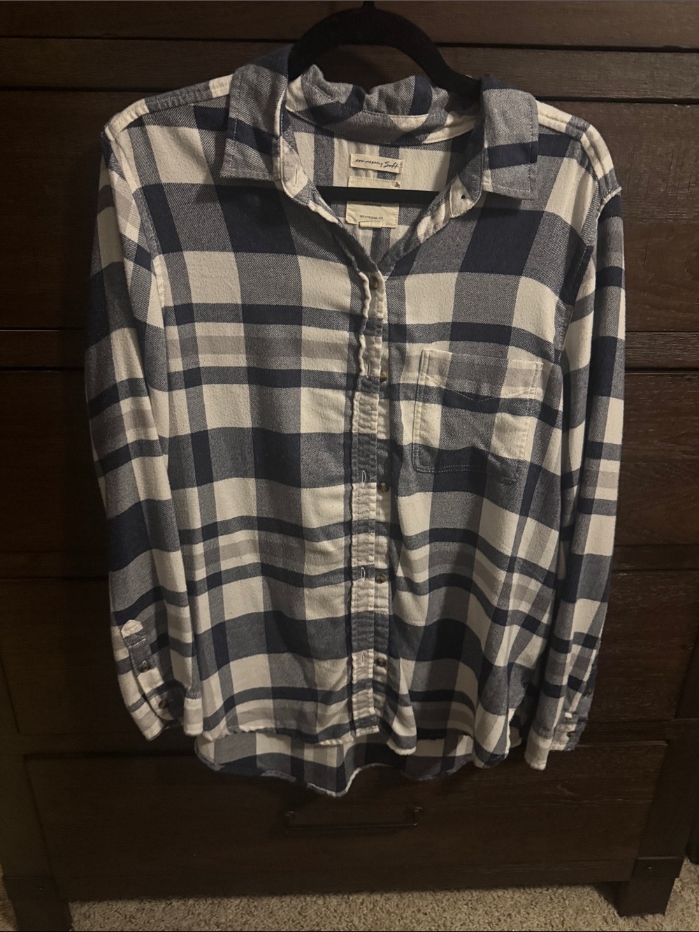 American Eagle Ahh-mazingly soft Woman Blue and White Plaid Button-Up Shirt